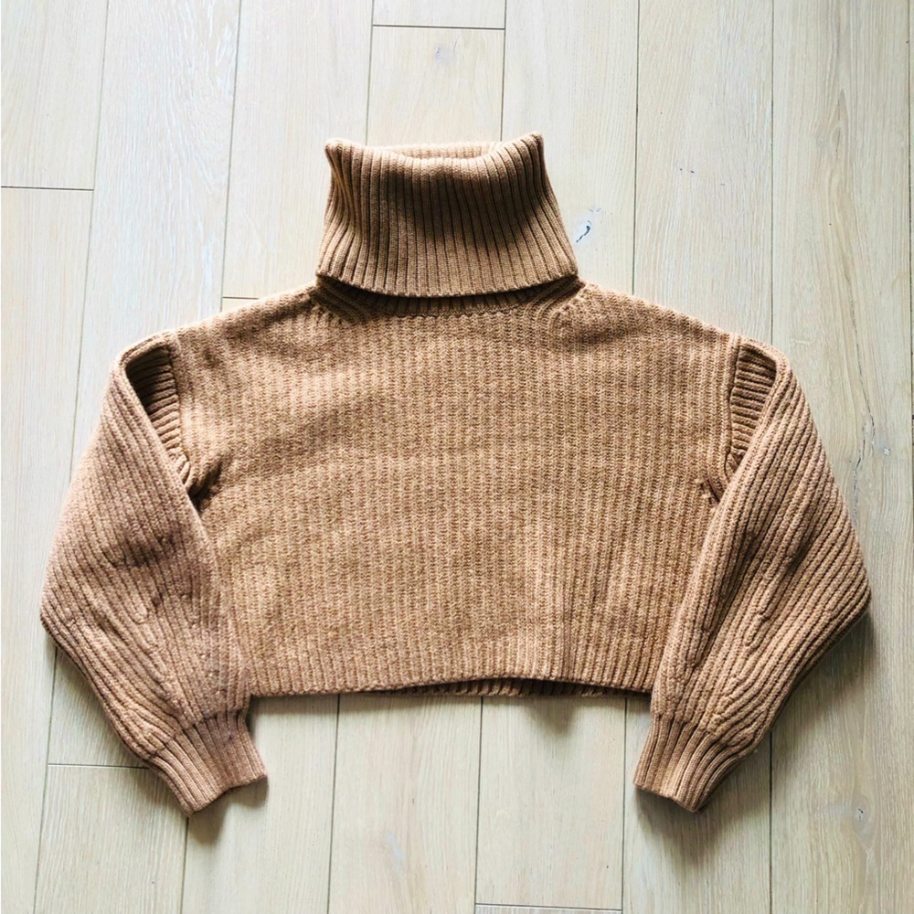 Aritzia Babaton Guell Sweater 100% Merino Wool in Heather Gold Camel Size S